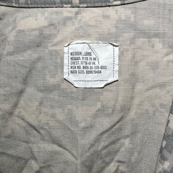 Men's Coat Army Combat Uniform Digital Camouflage Size Med-Long - Picture 2 of 5